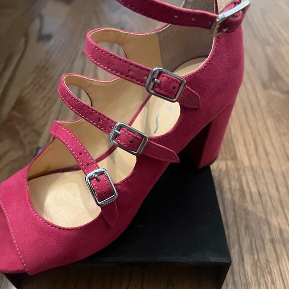Unisa Womens Undarrah Faux Suede Buckle Heels Pink Size 5.5 Medium - Picture 8 of 9
